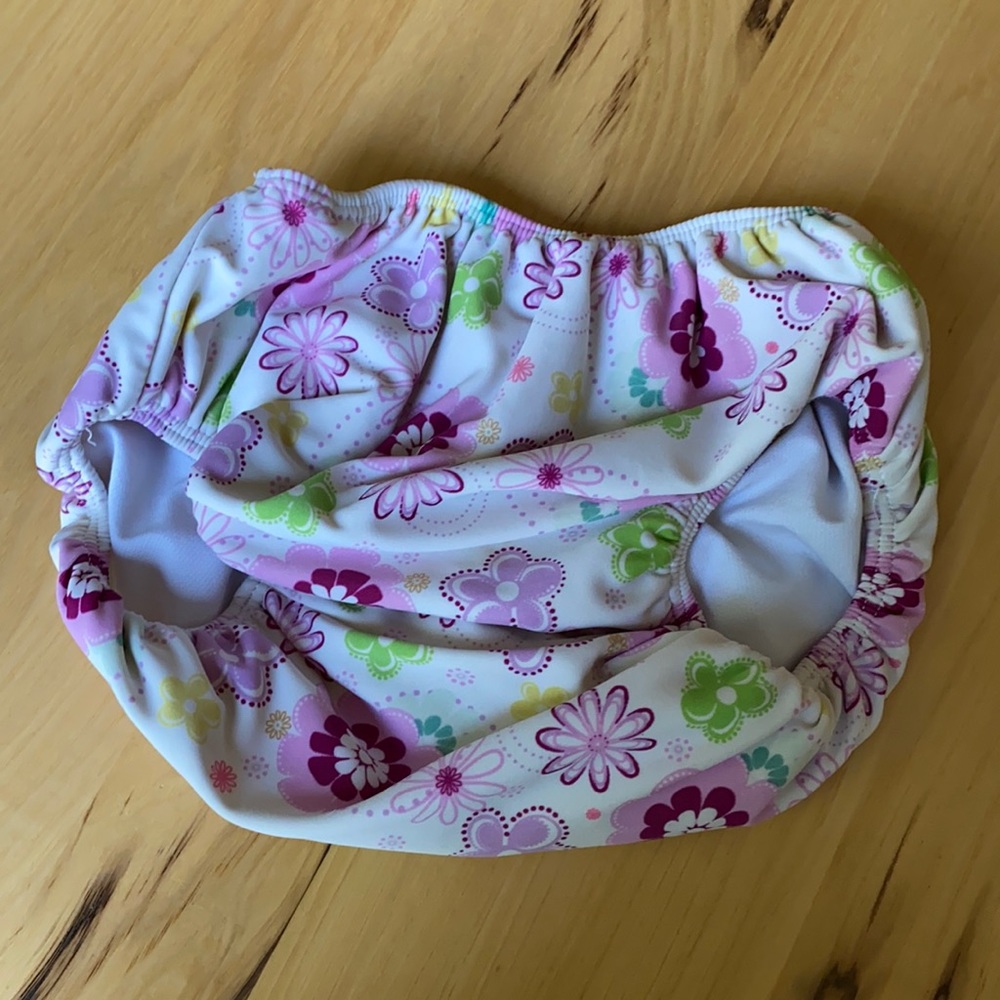 Sun busters swim diaper or cover